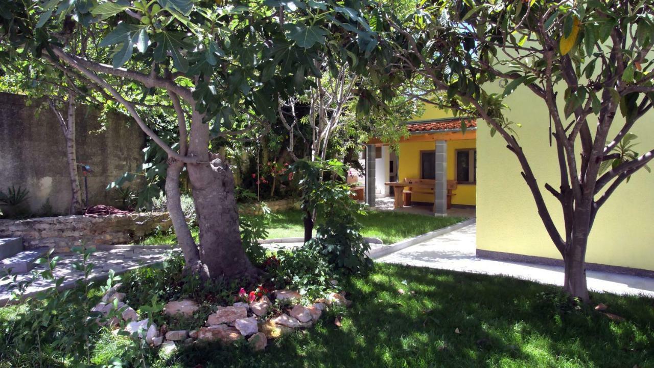 Villa Ida Pula Exterior foto